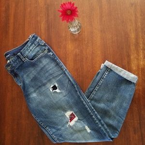 Distressed Boyfriend Jeans